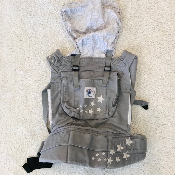 ERGObaby Carrier Gray Stars